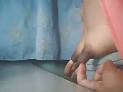 মার্লে ম্যাড ম্যাডেন, লিনা ফ্ল ই এবং ক্লারা ট্রিনিট স্ট্যানো একটি বড় মোরগ দিয়ে যৌনসঙ্গম দেশি গোসল ভিডিও করছে